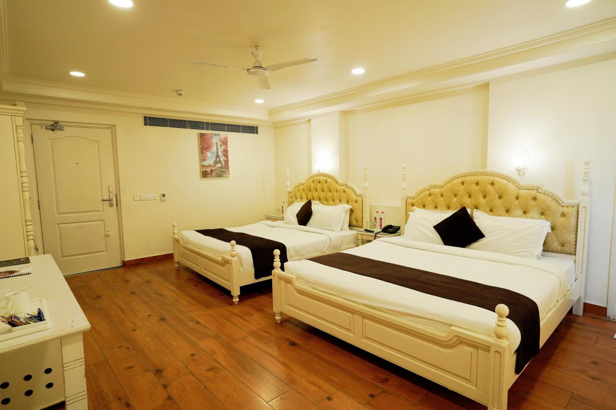 Hotel Cygnett Lite Grand, Jaipur Extérieur photo