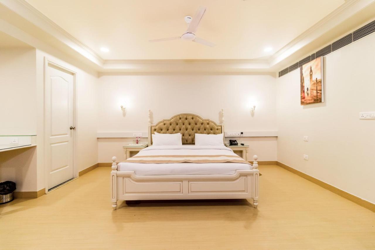Hotel Cygnett Lite Grand, Jaipur Extérieur photo