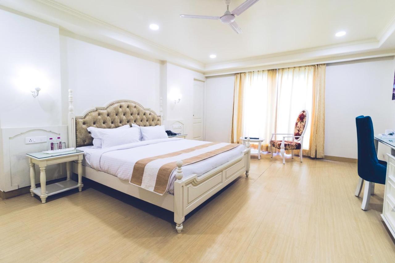 Hotel Cygnett Lite Grand, Jaipur Extérieur photo