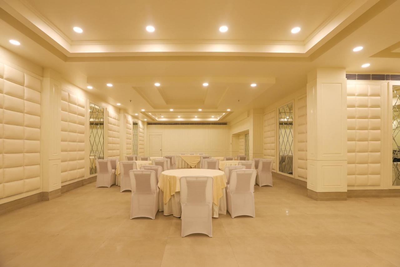 Hotel Cygnett Lite Grand, Jaipur Extérieur photo