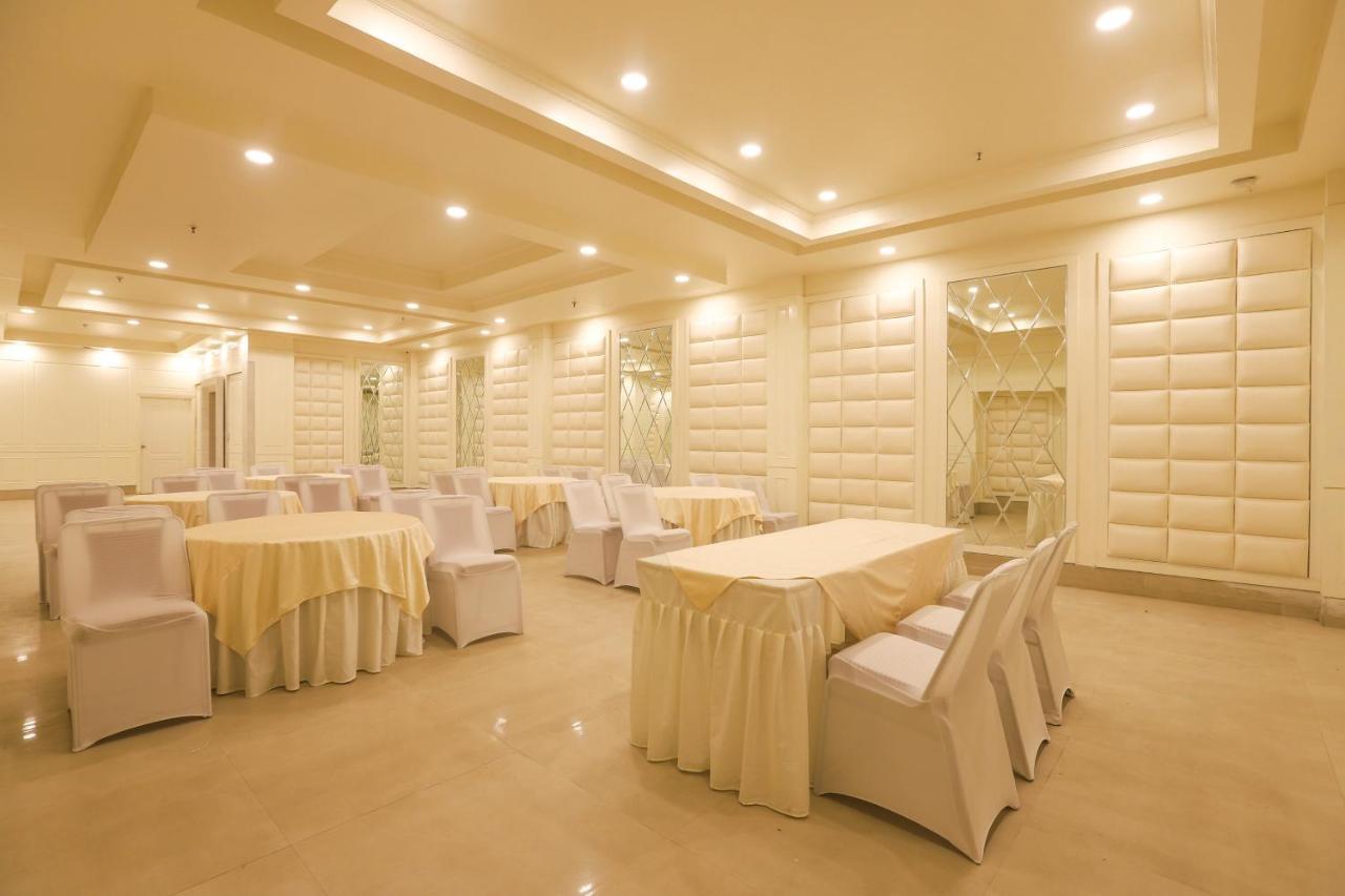 Hotel Cygnett Lite Grand, Jaipur Extérieur photo